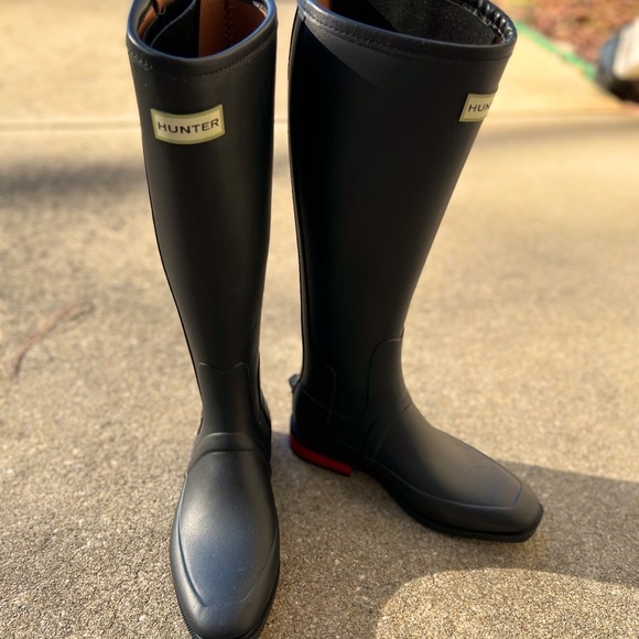 Black Hunter Boots - Picture 3 of 15